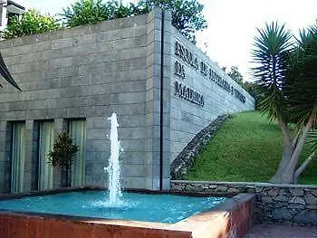 Escola פונשל